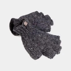 CLOSED Black Yak Toscaig