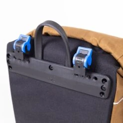 Caledonian 10L 24 Caledonian 10L -Alpkit Shop caledonian 10 detail 3 755b7688 f774 4812 b1cc 4dbea5cd7c62