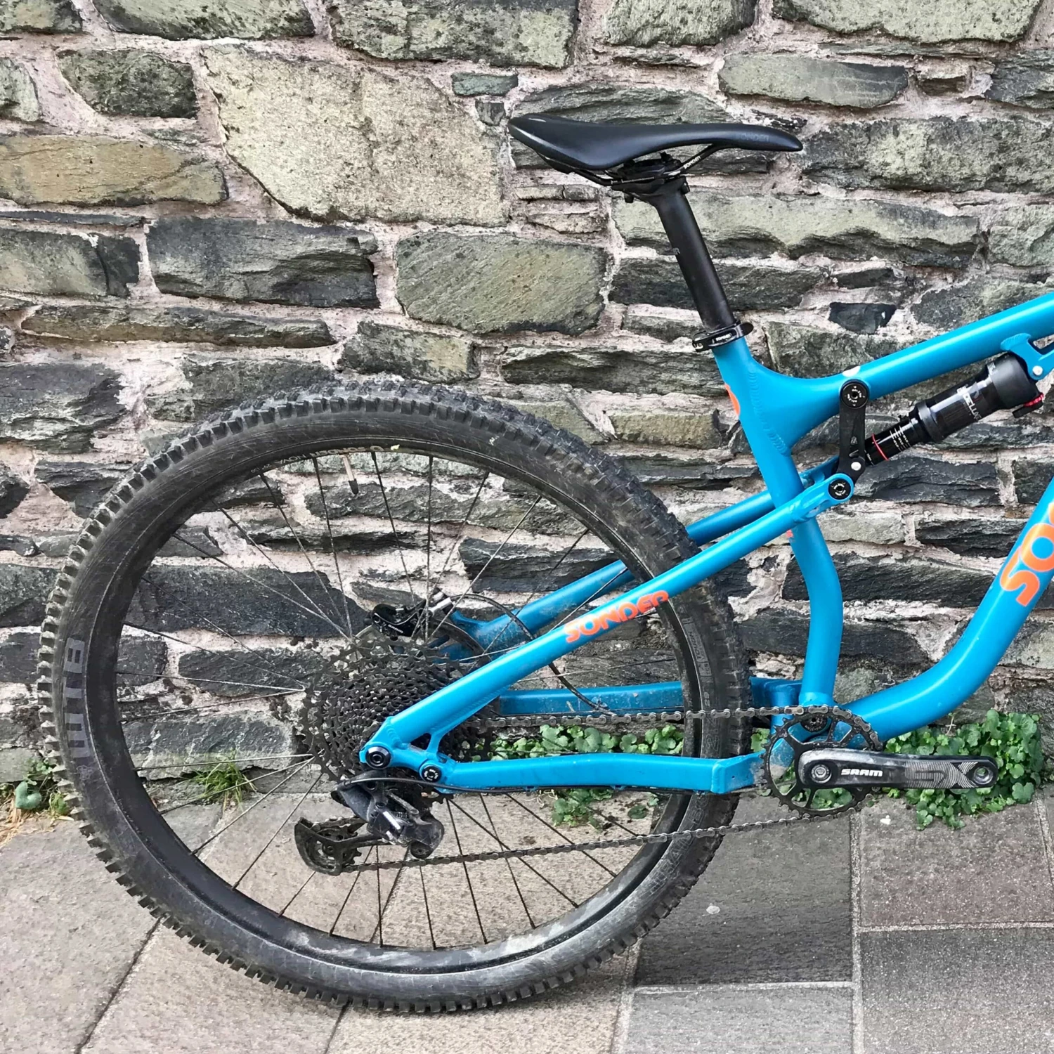 Evol / X-Large 6 Evol / X-Large - Image 4