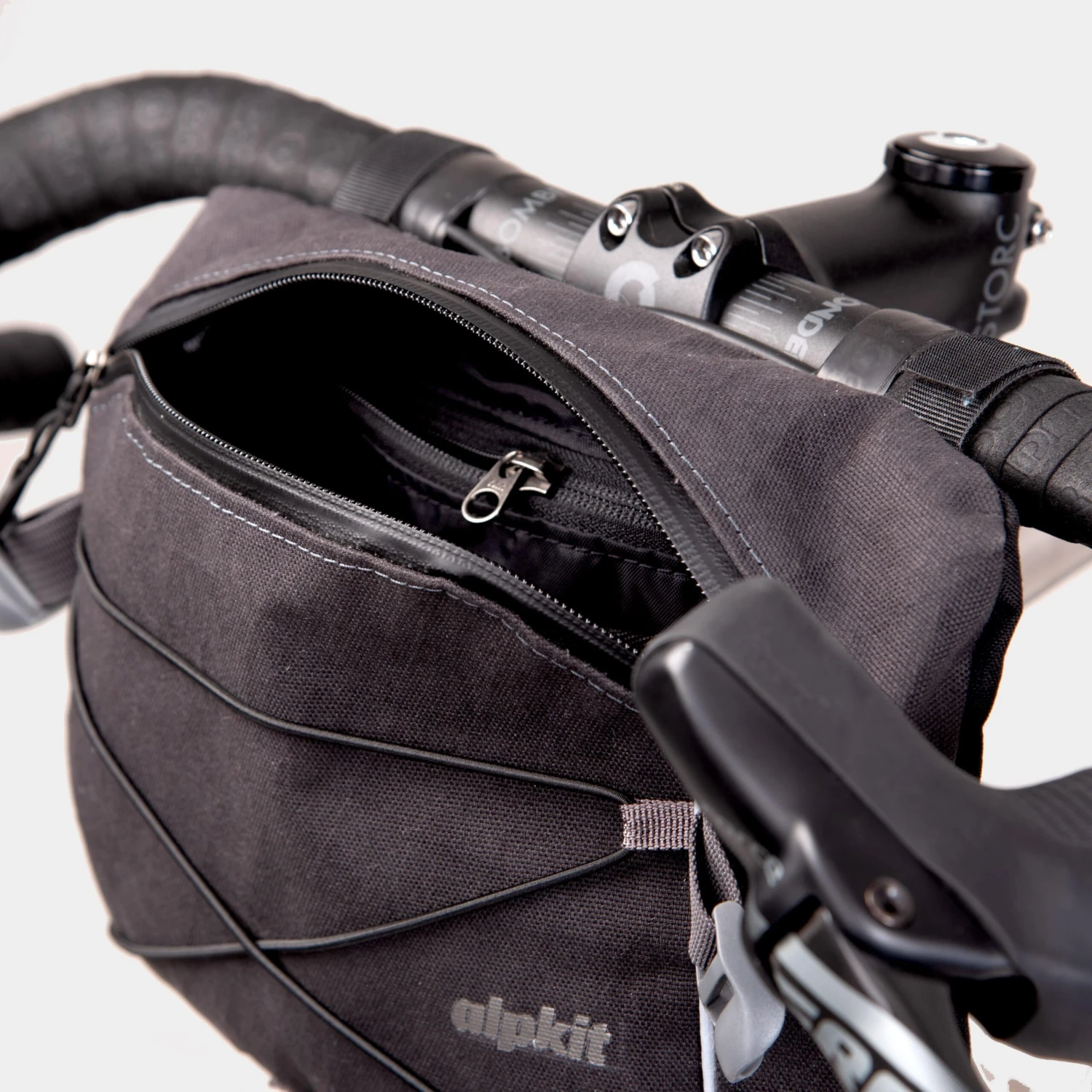 Escape Hip Pack 8 Escape Hip Pack - Image 6