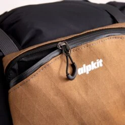 Roo Wallet -Alpkit Shop roopocket 2023 3 dc1f95bc 61cc 4e33 b39d f4325f78fcbd