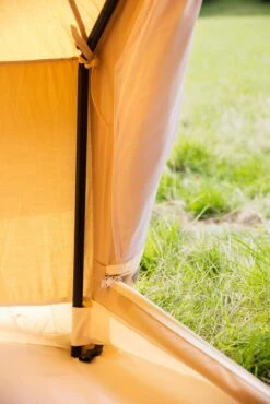 Roundhouse -Alpkit Shop roundhouse detail 6