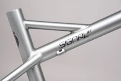 Signal ST Frame -Alpkit Shop signal steel detail 2 1