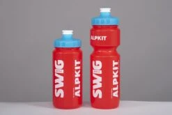 Swig Bottle -Alpkit Shop swig red detail