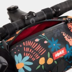 Rock Garden Toploader -Alpkit Shop toproller rock detail1